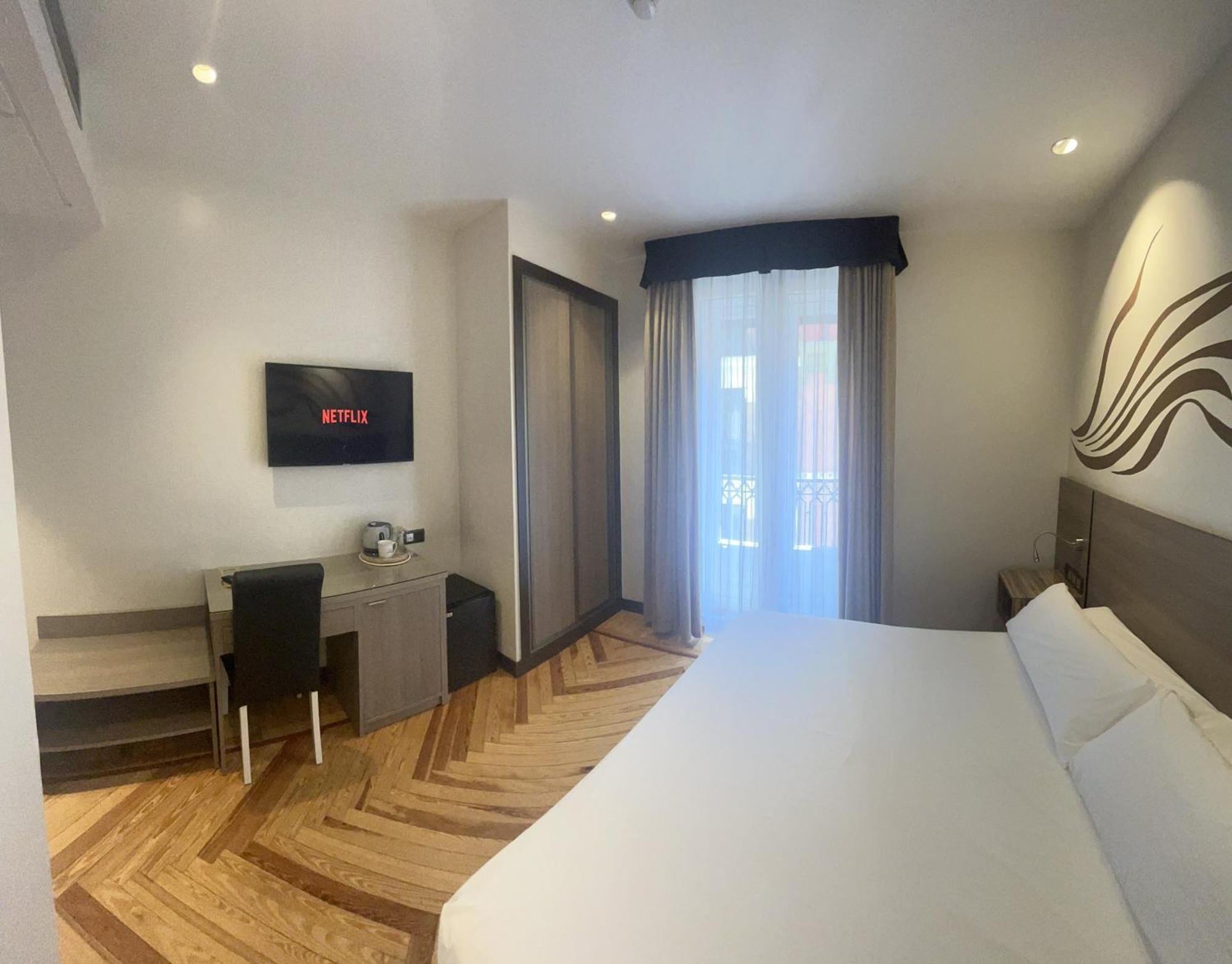 Hostal Abadia Madrid Ngoại thất bức ảnh