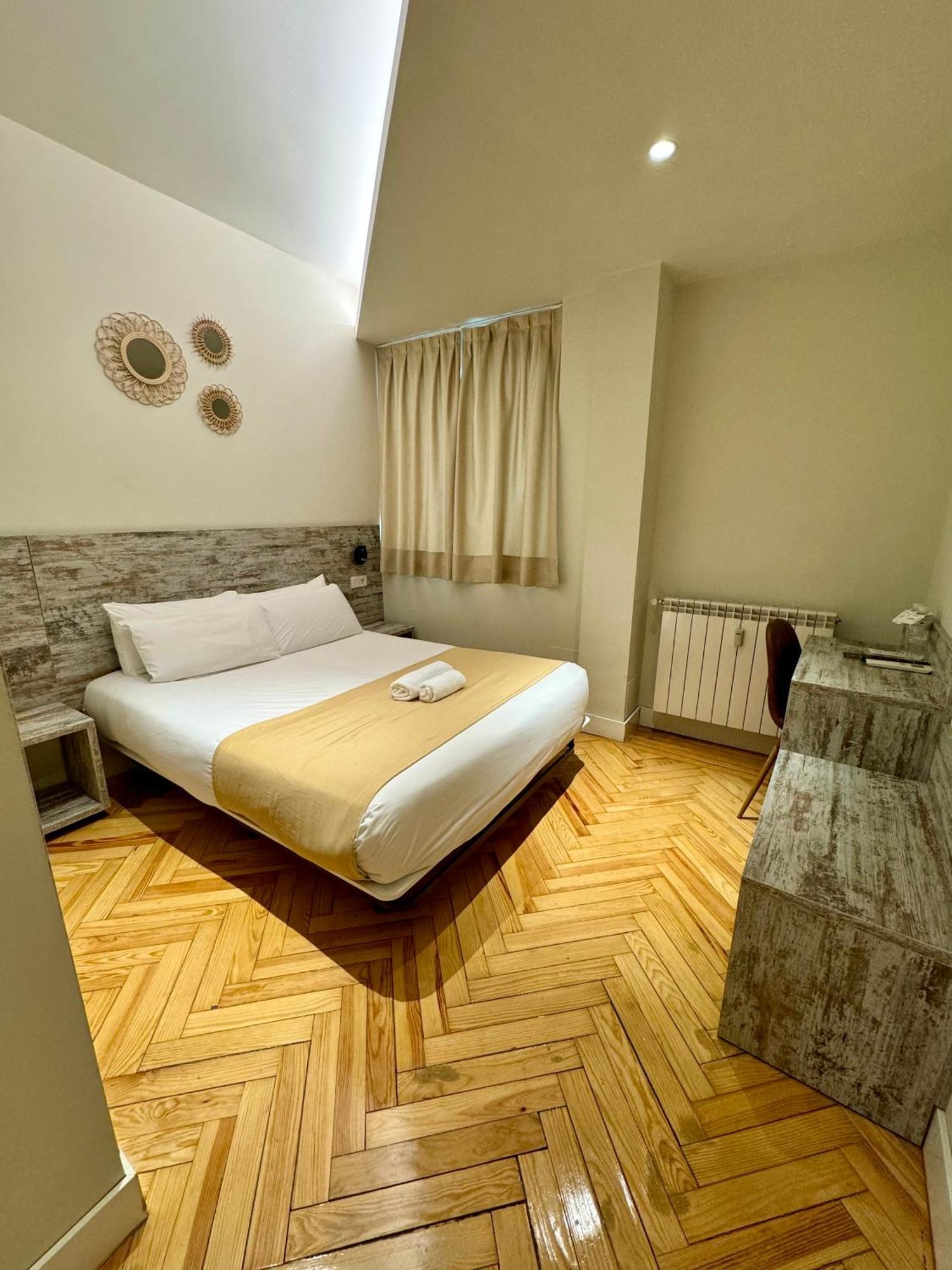 Hostal Abadia Madrid Ngoại thất bức ảnh