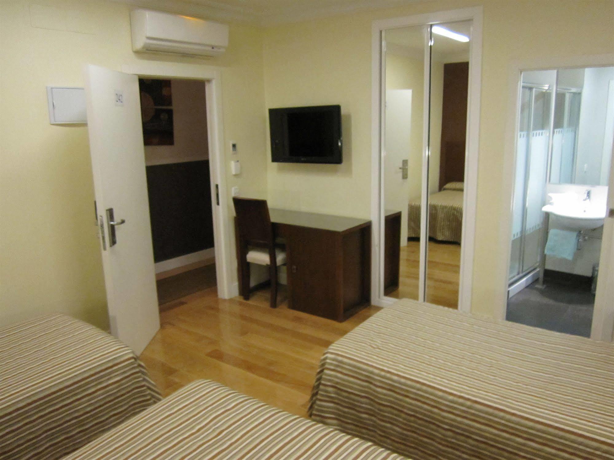 Hostal Abadia Madrid Ngoại thất bức ảnh