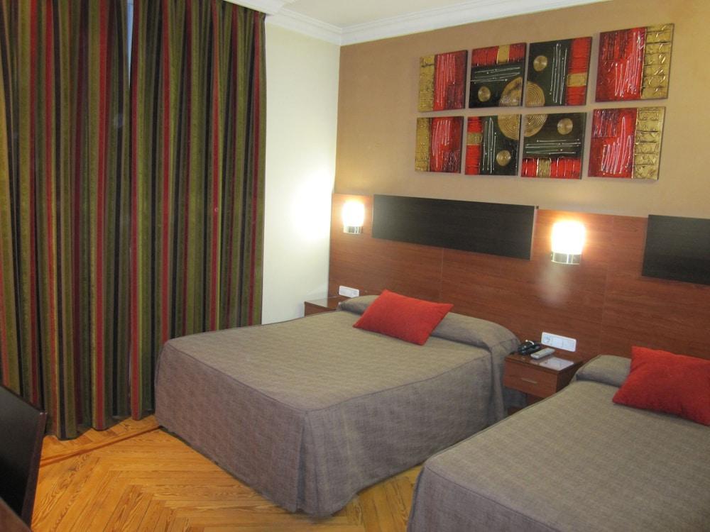 Hostal Abadia Madrid Ngoại thất bức ảnh